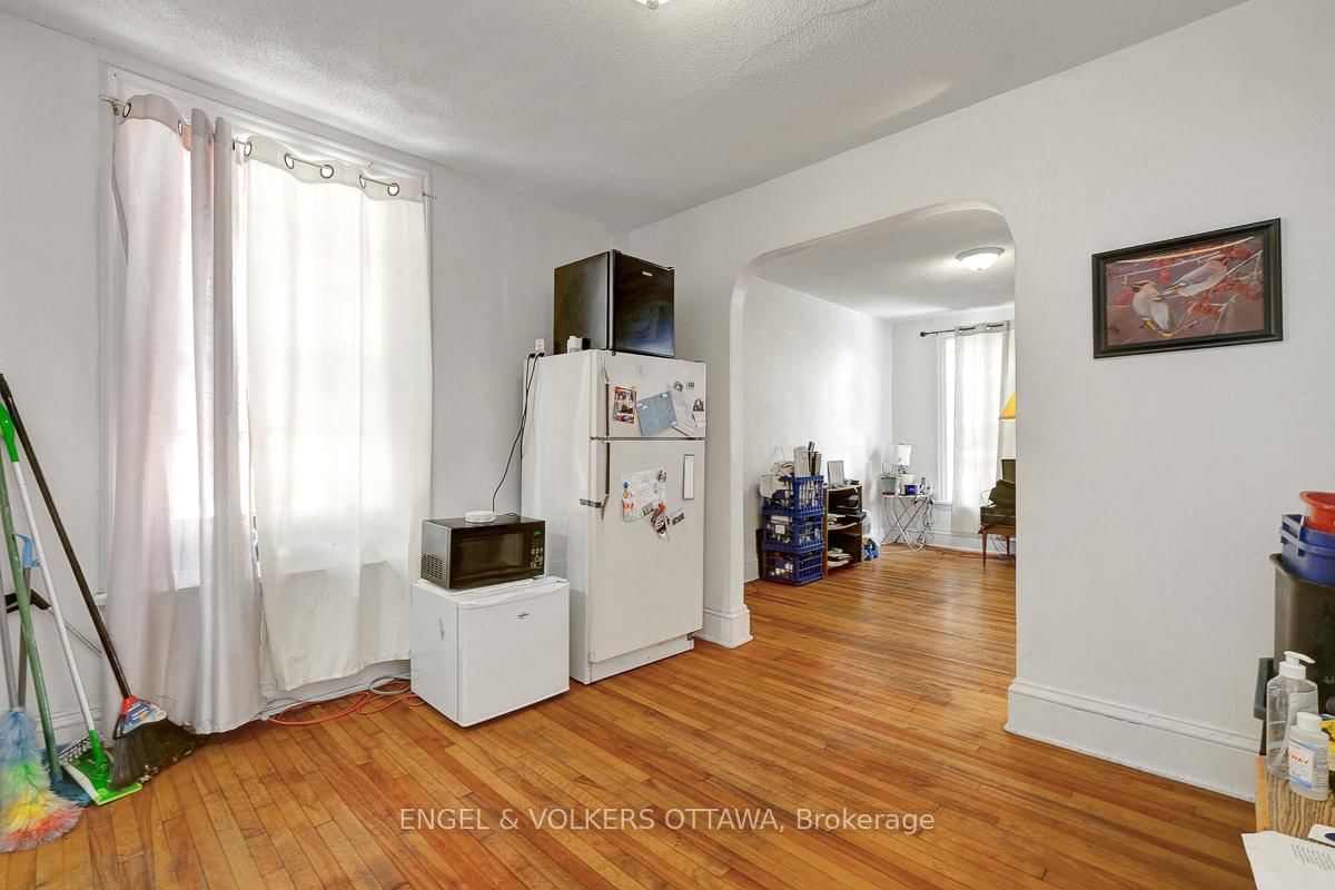 258 Kent Street - Photo 12