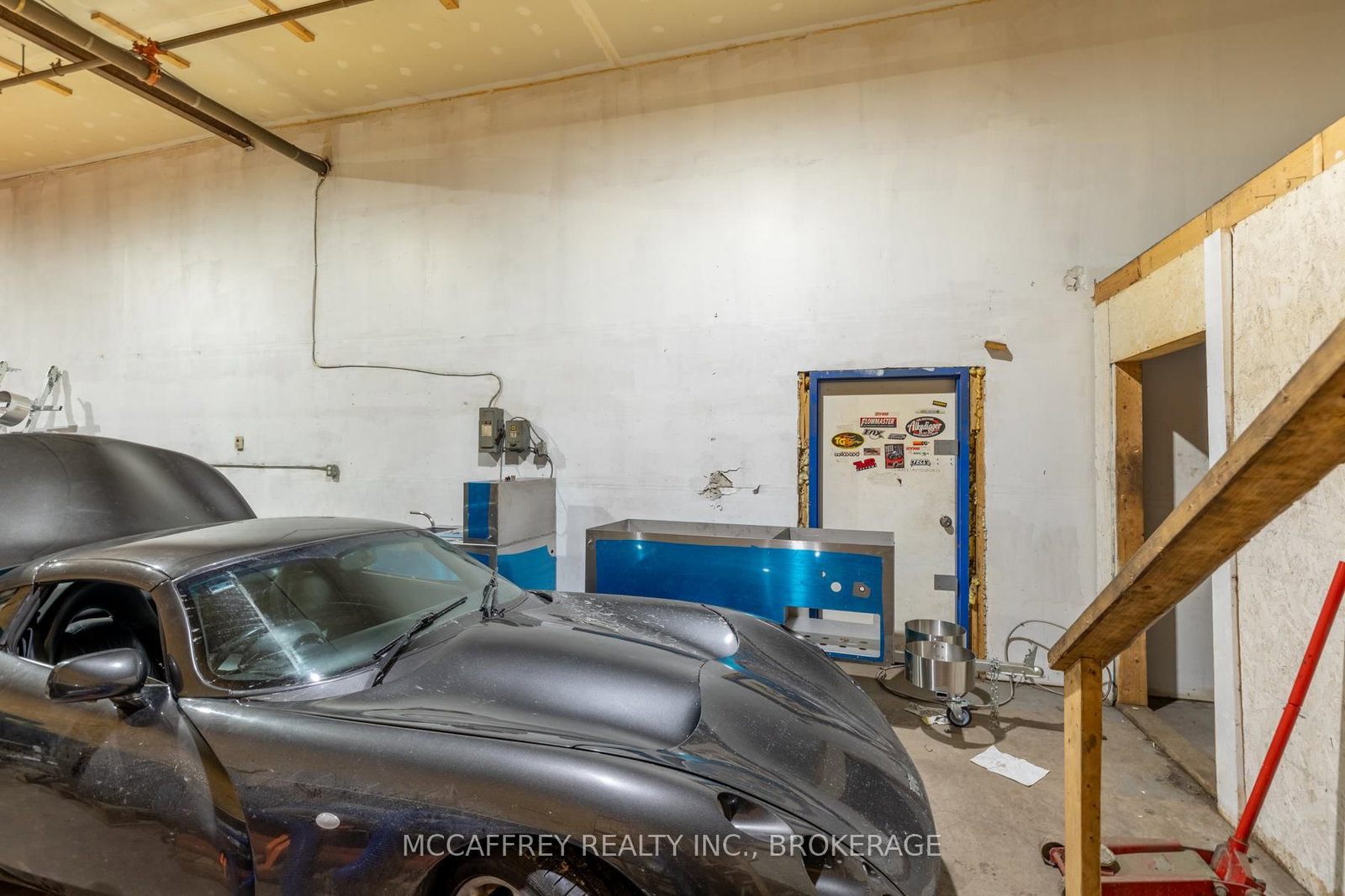 212 Camden Road, Unit 3 - Photo 16