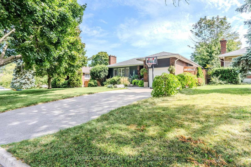 23 West Hampton Rd, St. Catharines, L2T 3E6 | Image 3