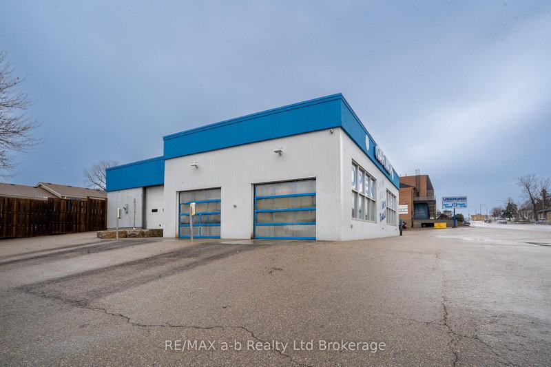 771 Dundas St, Woodstock, N4S 1G1 | Image 3