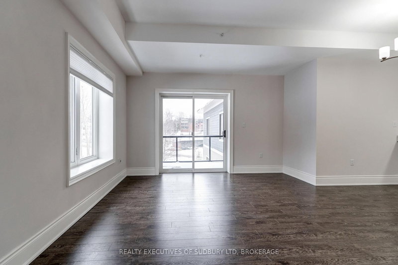 404 - 11C Salt Dock Rd, Parry Sound, P2A 3B6 | Image 2