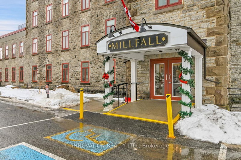 319 - 1 Rosamond St E, Almonte, K0A 1A0 | Image 3