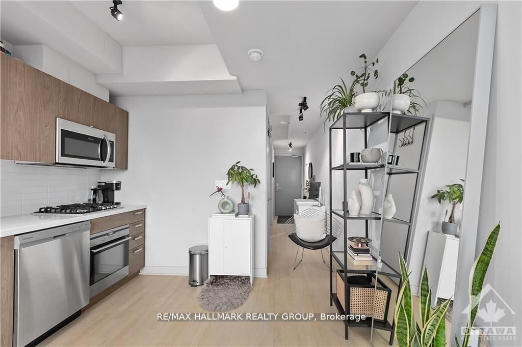 203 CATHERINE Street, Unit 707 - Photo 9