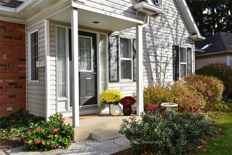 59 - 175 Fiddlers Green Rd, Hamilton, L9G 4X7 | Image 2