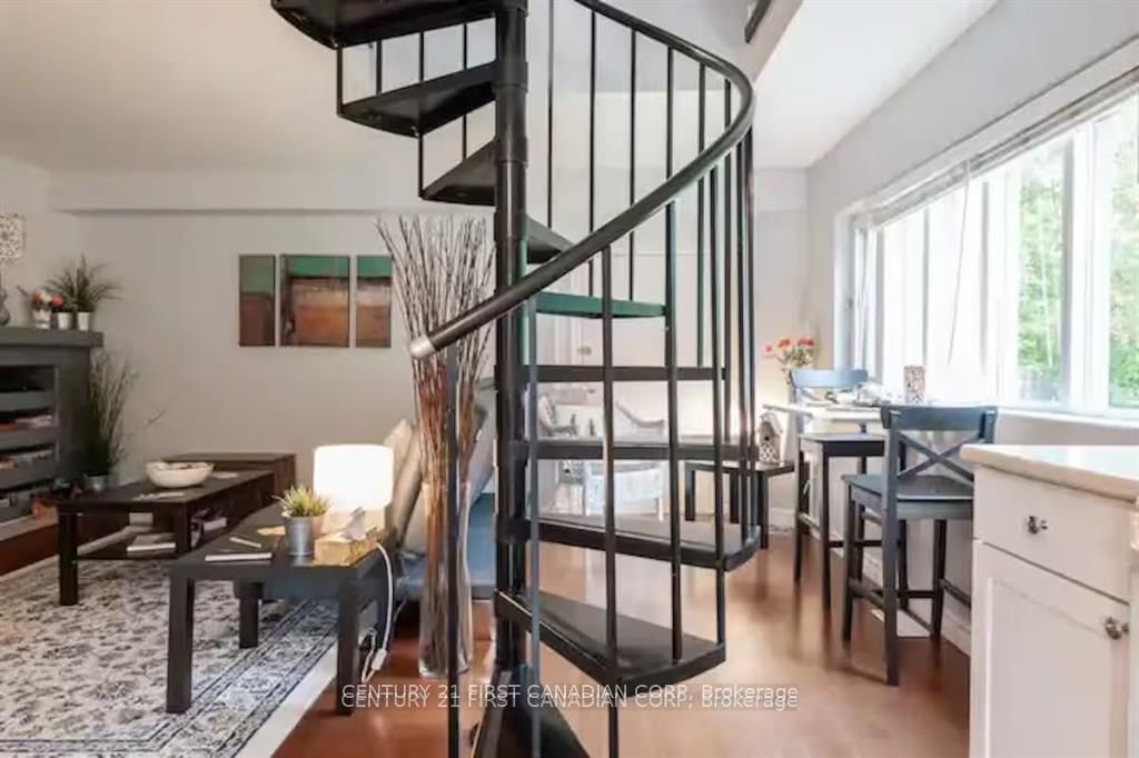 705 Conservation Drive, Unit Unit B - Photo 9