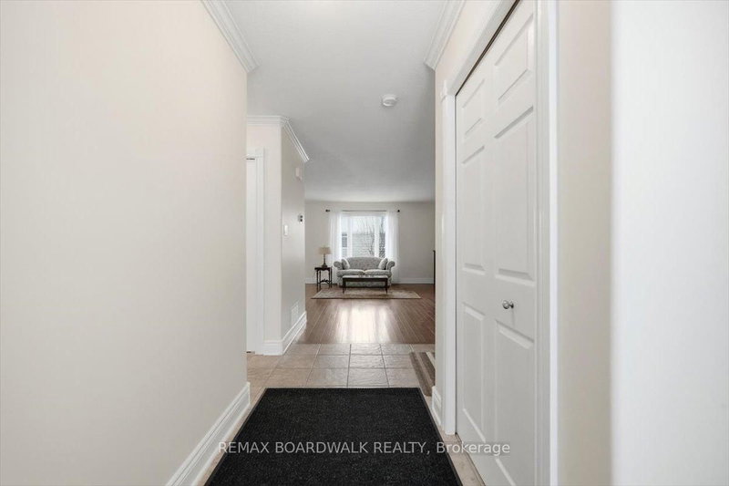 110 Templeton Crt, North Grenville, K0G 1J0 | Image 3