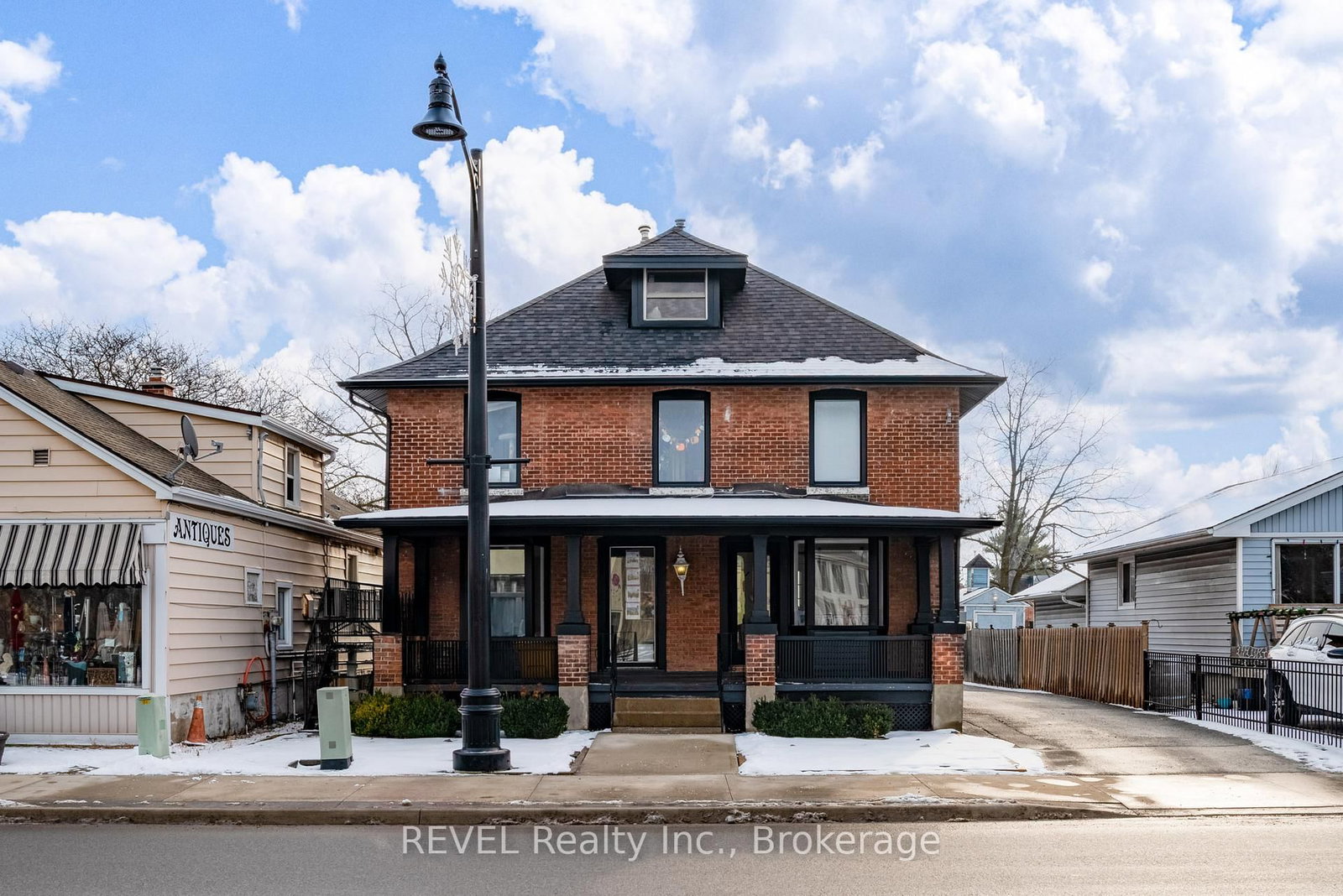 1507 Niagara Stone Road - Photo 2