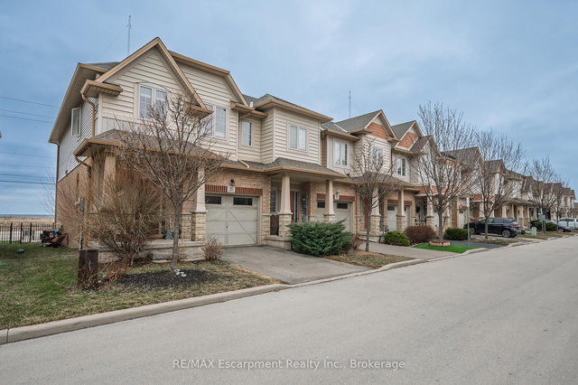 21 - 8 Lakelawn Road