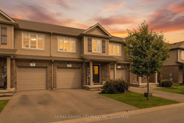 4 - 340 Prospect Point Road N