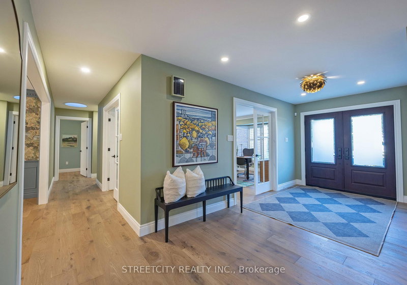 46 Foxborough Grve, London South, N6K 4A8 | Image 3