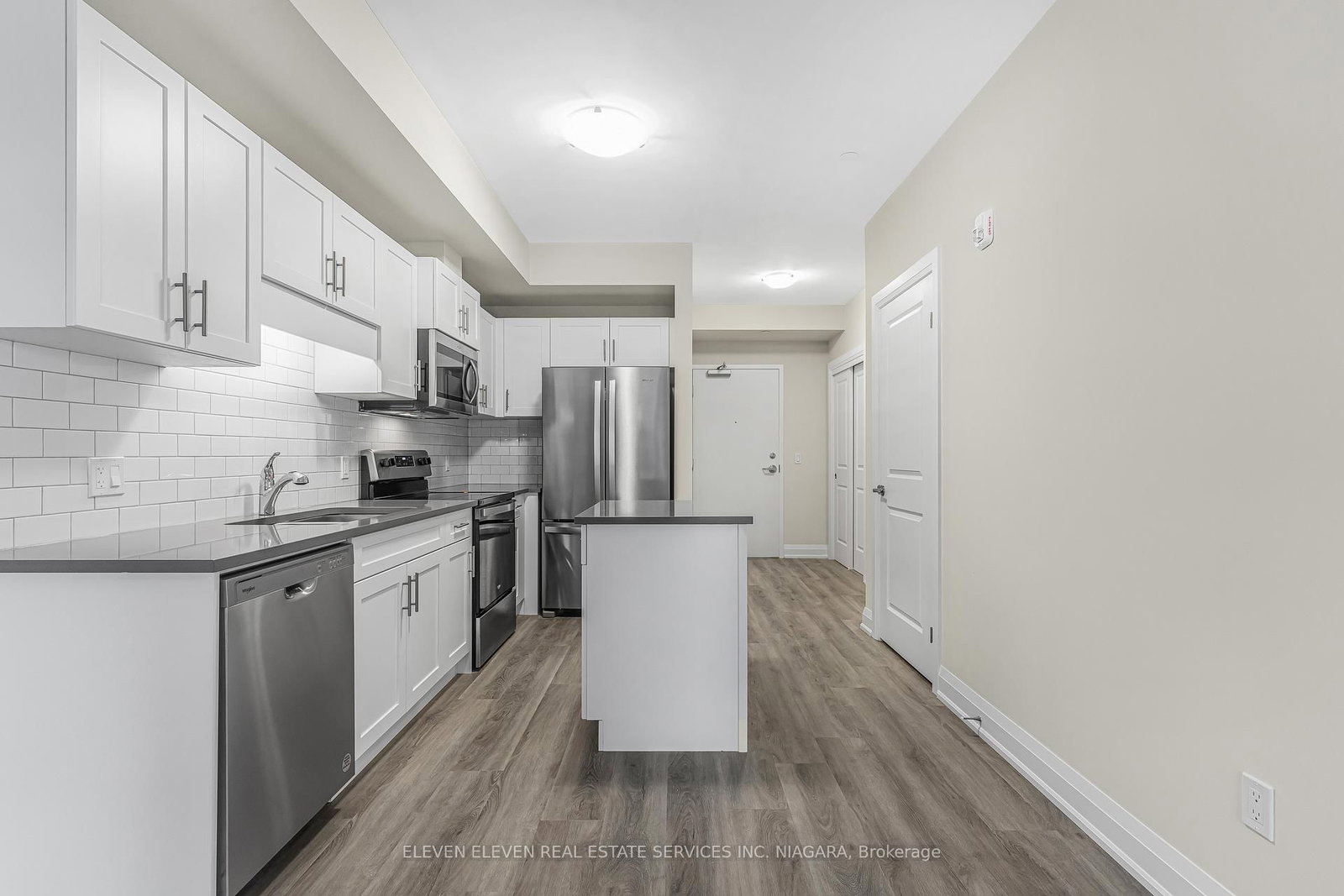 118 Summersides Boulevard, Unit 202 - Photo 8