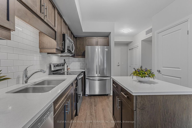 302 - 118 Summersides Blvd, Pelham, L3E 0C1 | Image 3