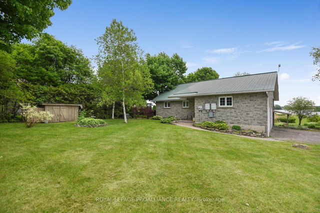 2111 COUNTY ROAD 2 Road E