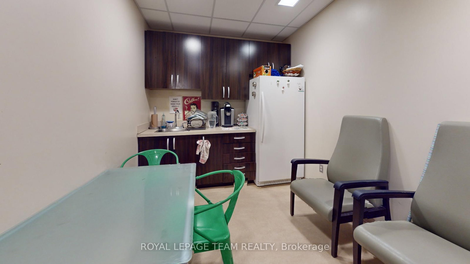942 Merivale Road - Photo 13