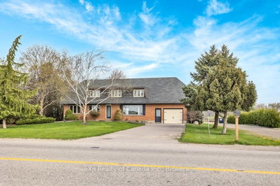 285687 Airport Road — photo 2