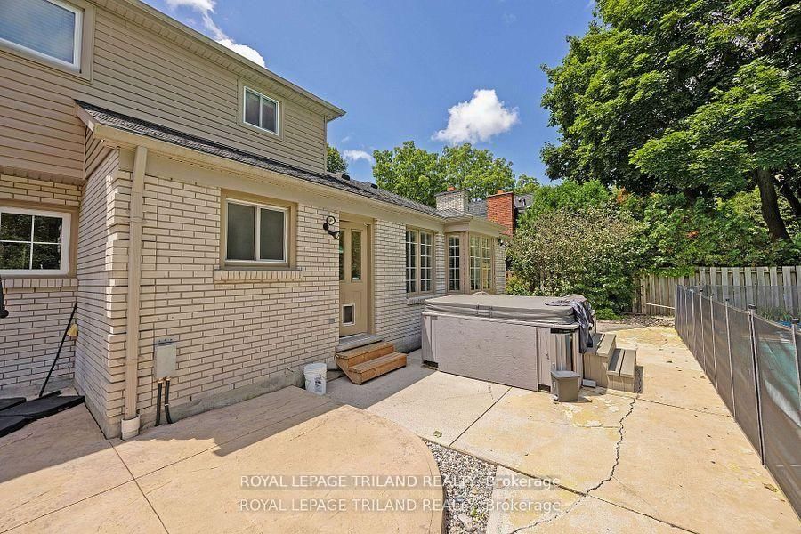 Detached House for sale at 69 Shavian Boulevard, London North, Ontario, N6G 2P4 - North A - MLS: X12696884