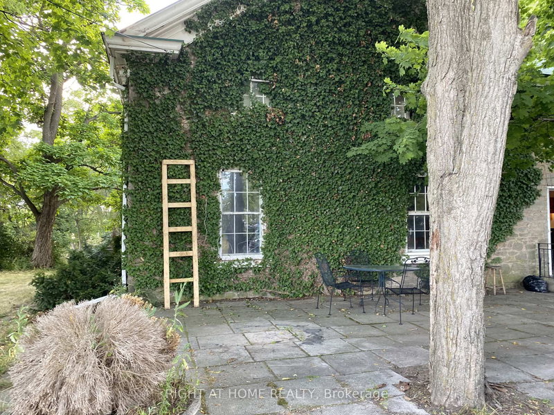 545 Dundas St E, Hamilton, L8B 0G7 | Image 2