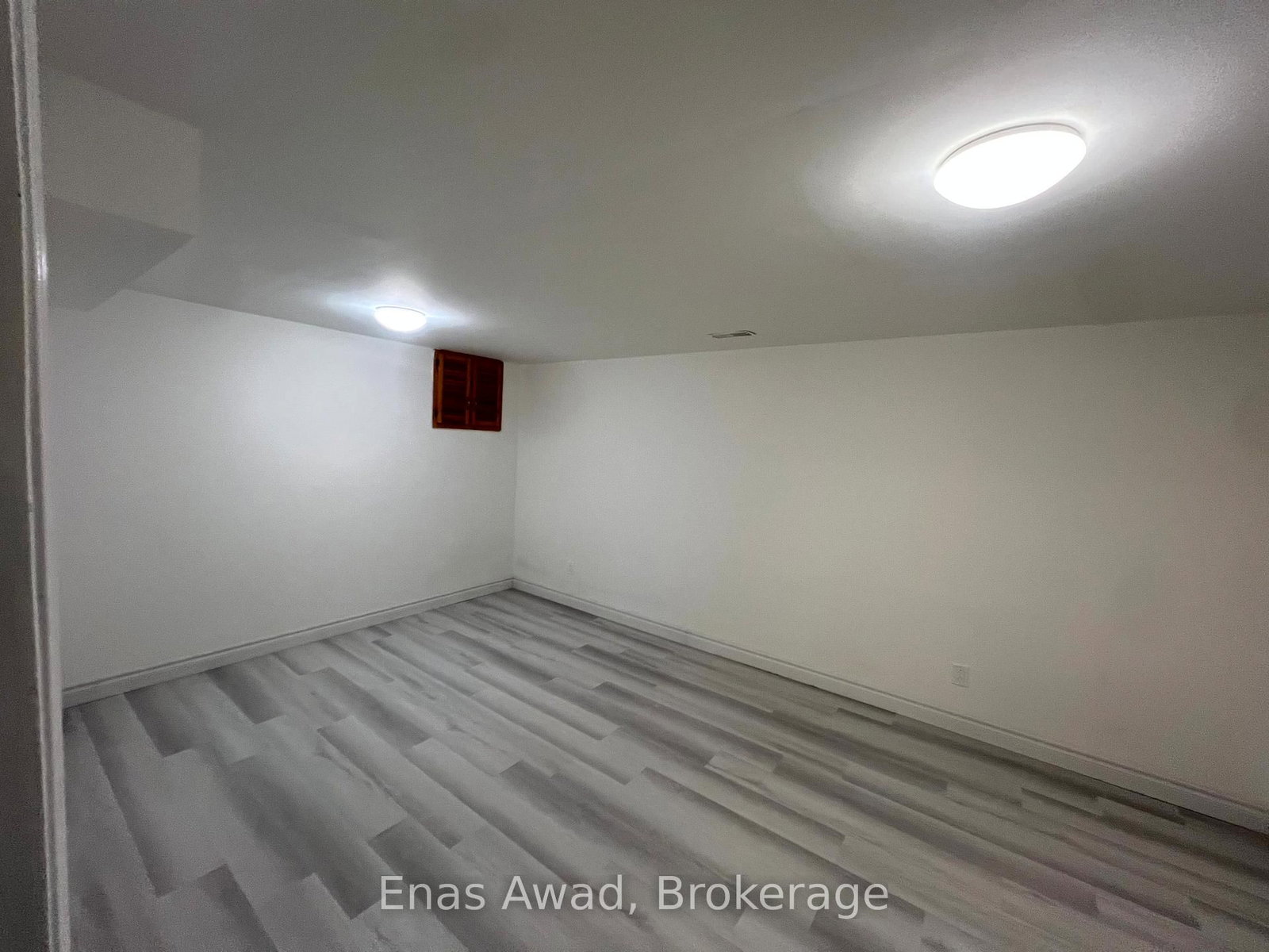 Detached House for sale at 1402 Clearview Drive, Peterborough, Ontario, K9K 1Z8 - Monaghan Ward 2 - MLS: X12697644