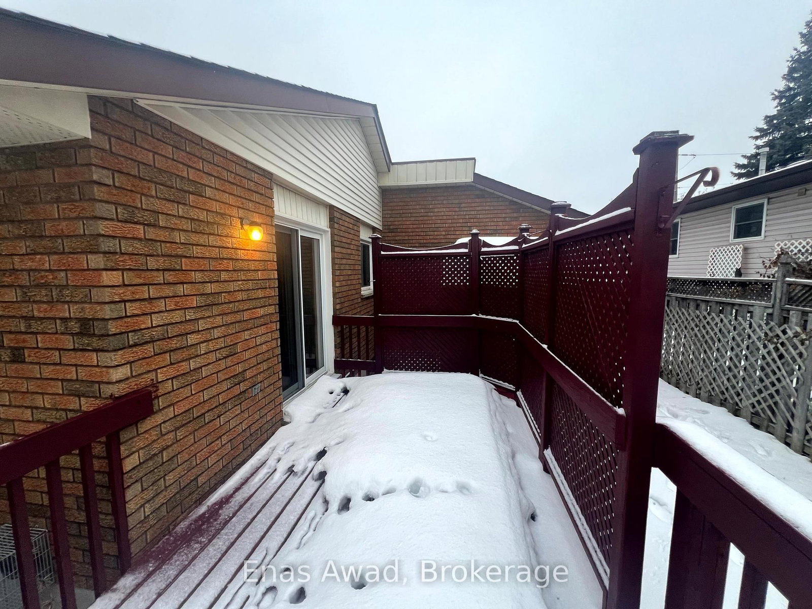 Detached House for sale at 1402 Clearview Drive, Peterborough, Ontario, K9K 1Z8 - Monaghan Ward 2 - MLS: X12697644