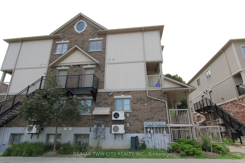 3E - 255 Maitland St, Kitchener, N2R 1Z2 | Image 3