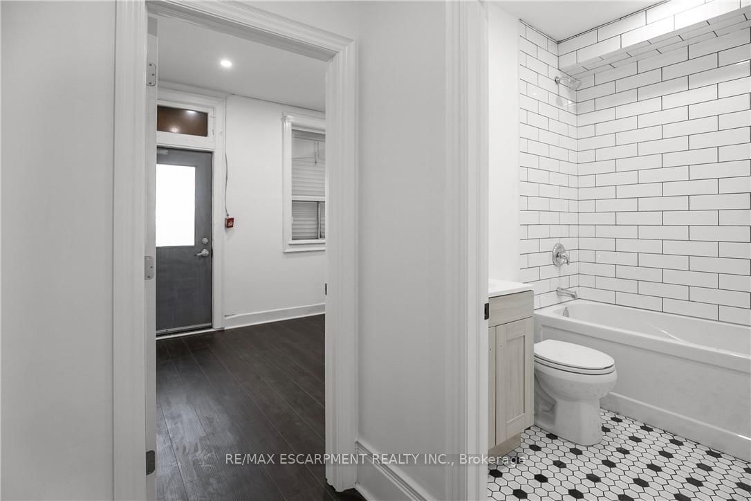 63 John Street S, Unit 302 - Photo 12