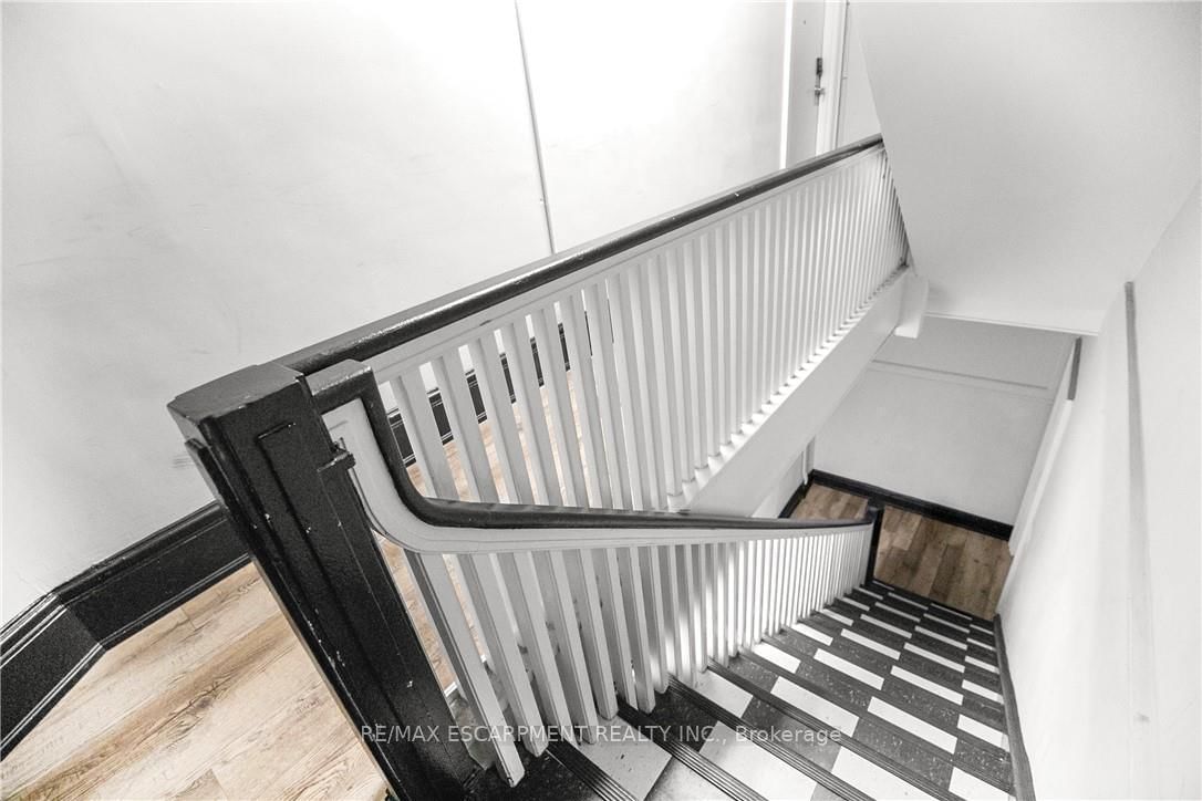 63 John Street S, Unit 302 - Photo 17