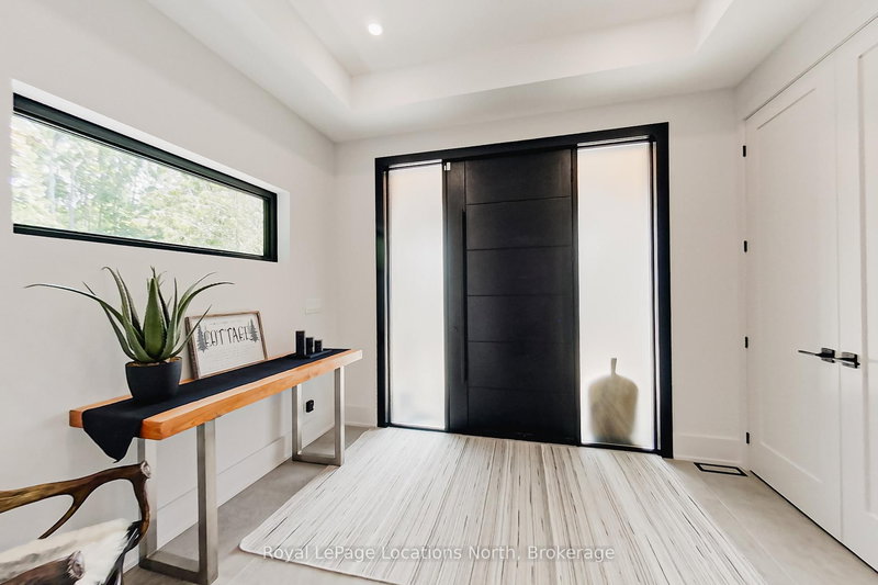 74 Arthur St E, Blue Mountains, N0H 2P0 | Image 3