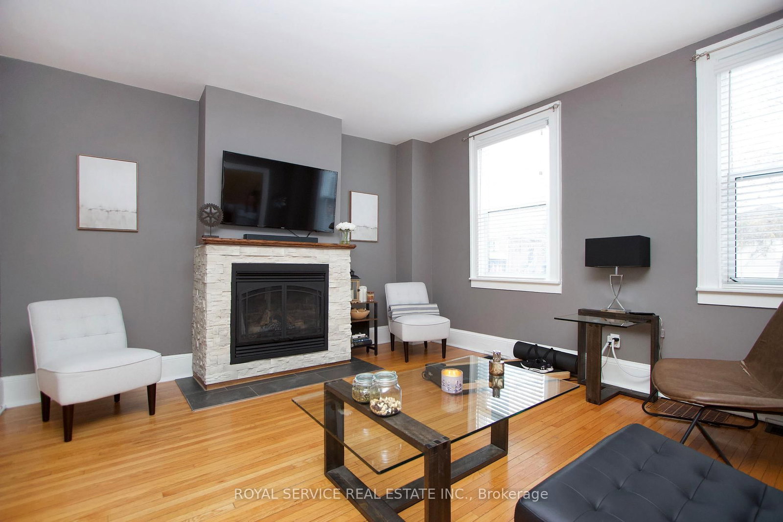 Listing Image 13