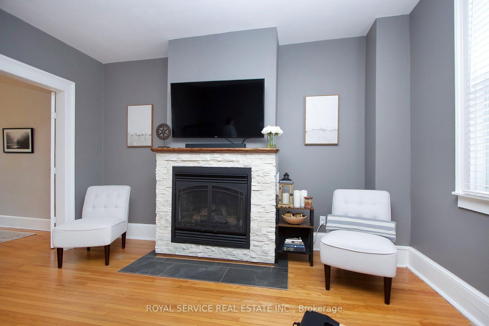 Listing Image 15