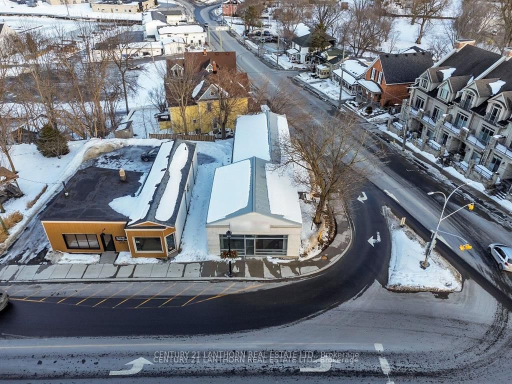 316 Picton Main Street