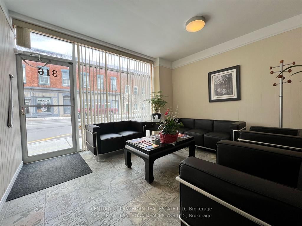 316 Picton Main Street - Photo 5