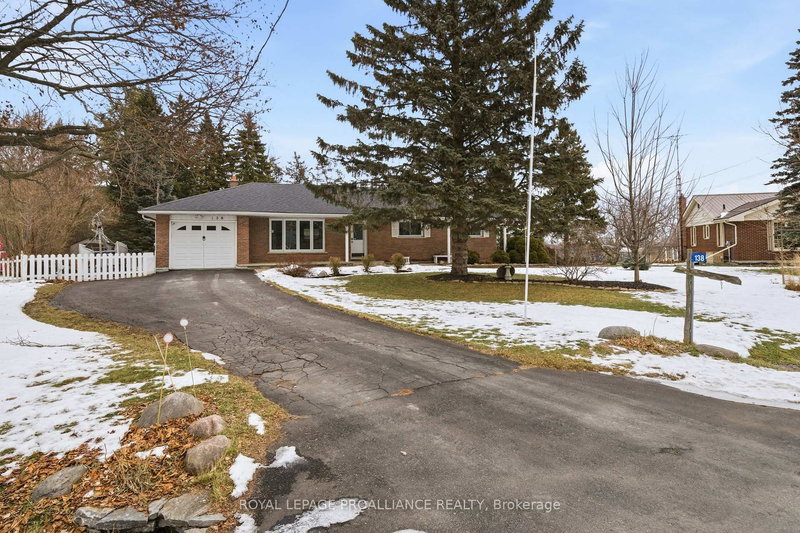 138 Burns Ave, Quinte West, K8R 1G3 | Image 3