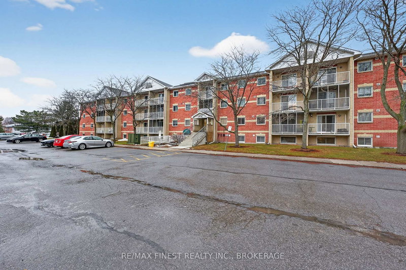 311 - 316 Kingsdale Ave, Kingston, K7M 8S2 | Image 2