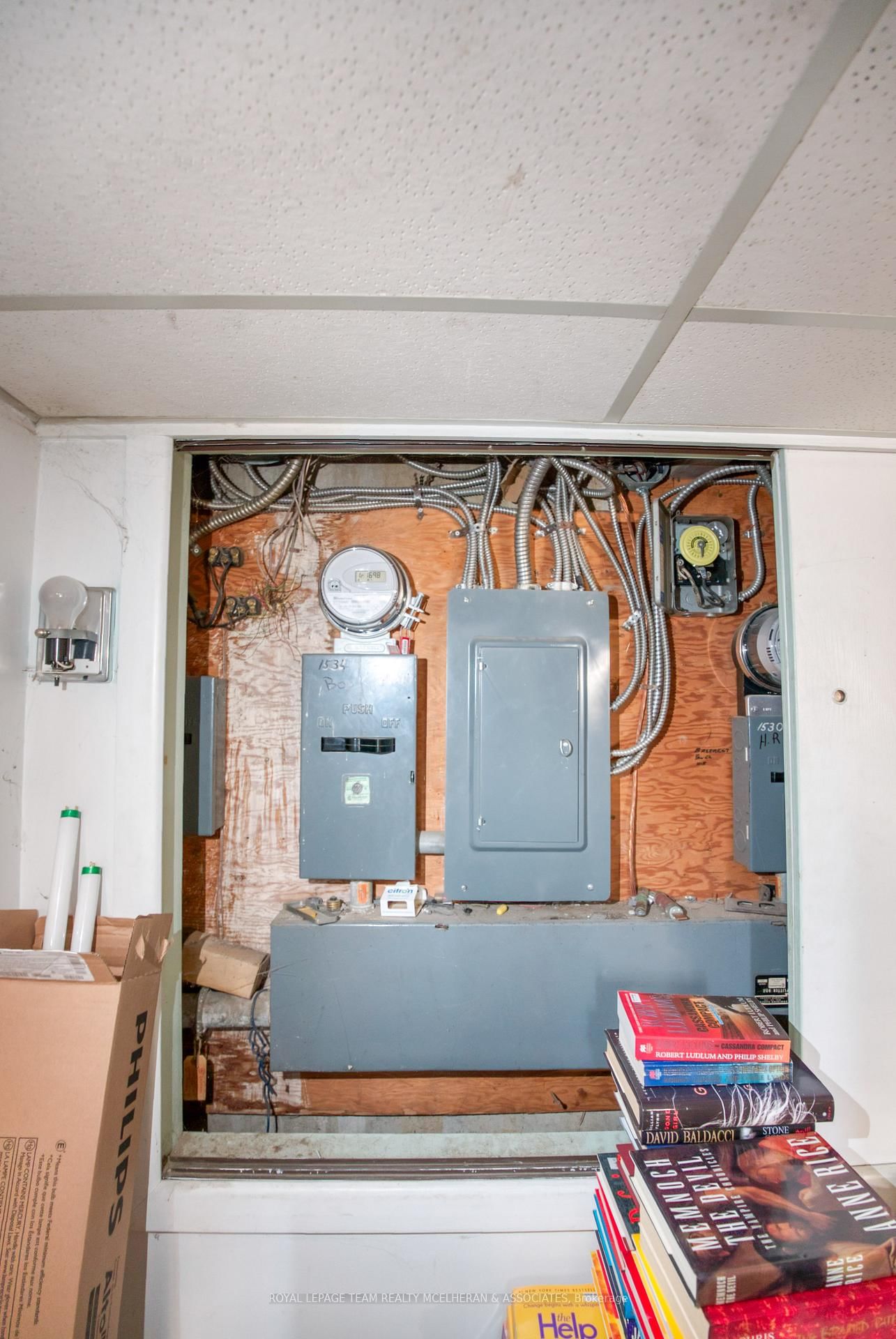 1532 Merivale Road - Photo 21