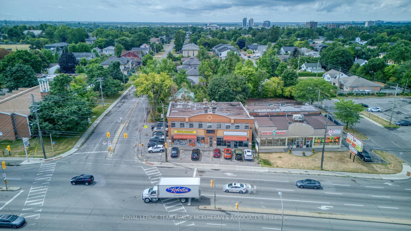 1532 Merivale Road - Photo 29