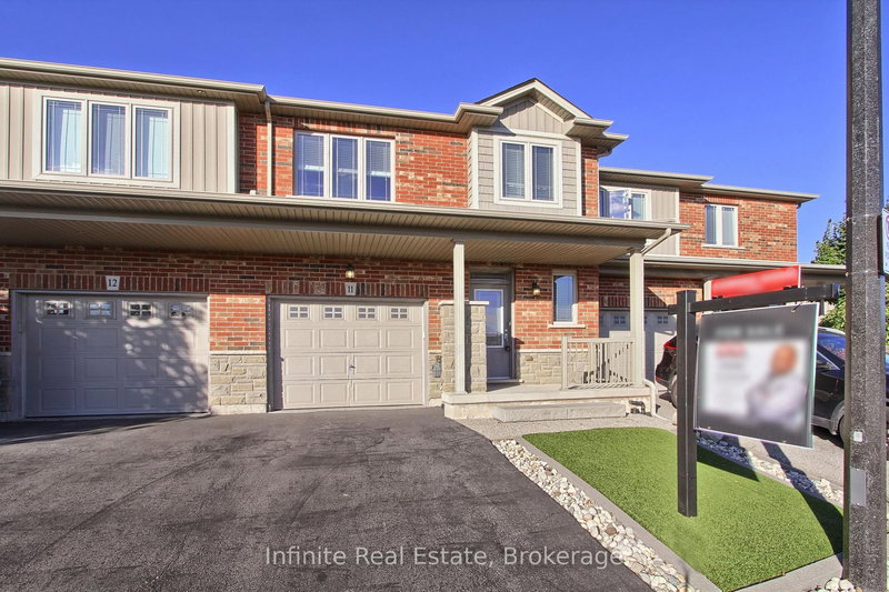 11 - 380 Lake St, Grimsby, L3M 0E8 | Image 3