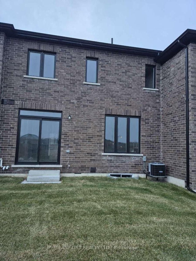 299 Mullighan Gardens