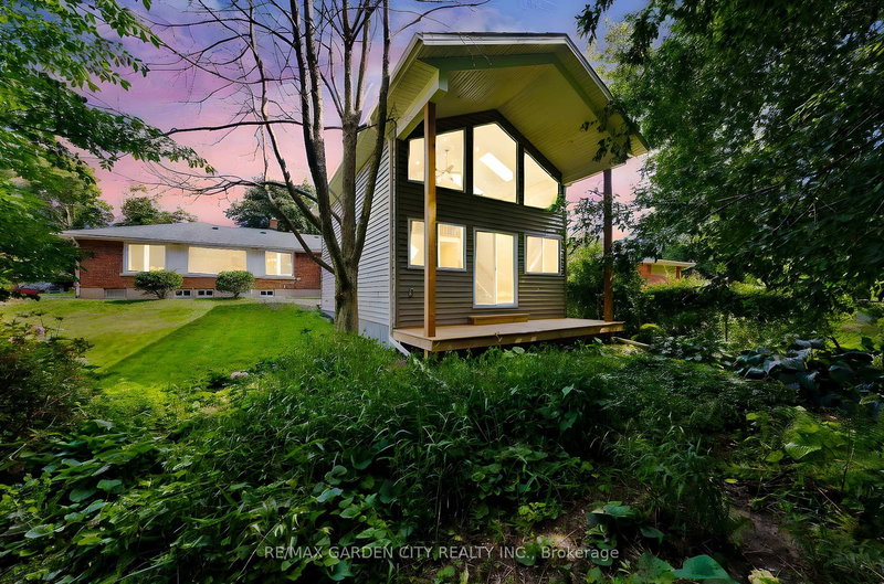 34 Kenworth Dr, St. Catharines, L2M 4S2 | Image 2