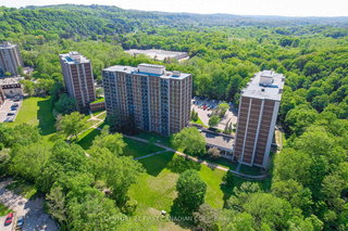 605 - 1964 Main Street W