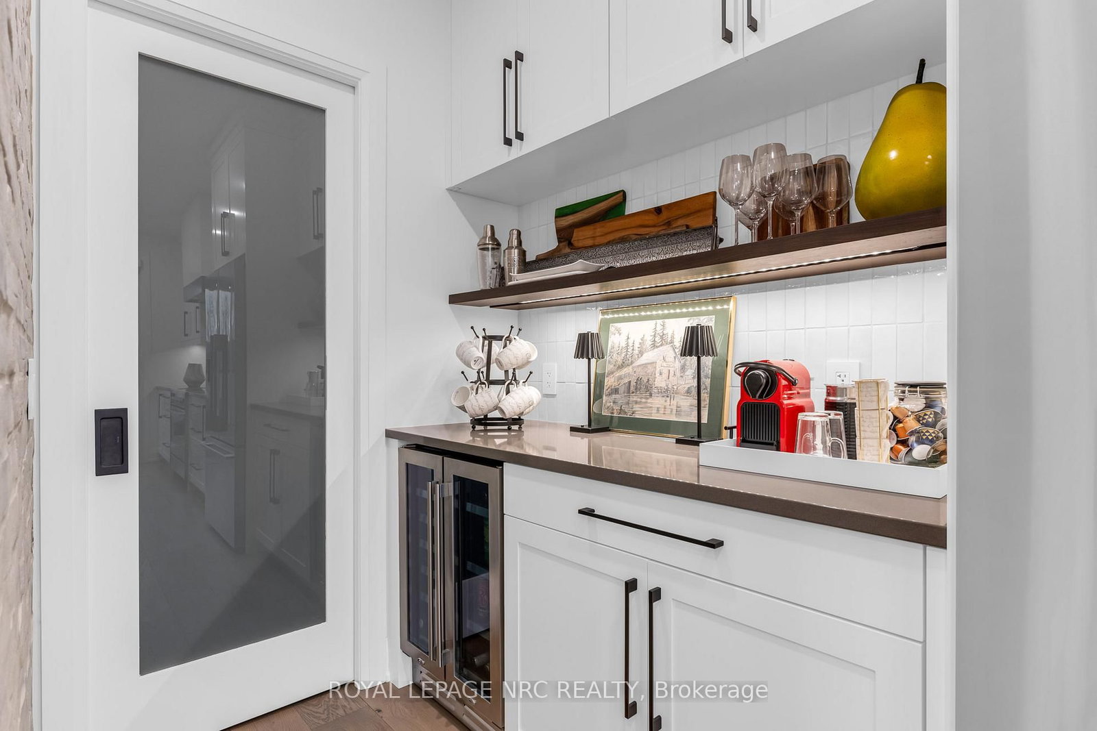 Townhouse for sale at 88 Moody Street, Pelham, Ontario, L3E 0B3 - Fonthill - MLS: X12701346