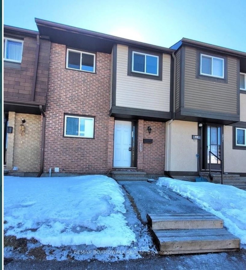 home for lease on 2799 Pimlico Crescent