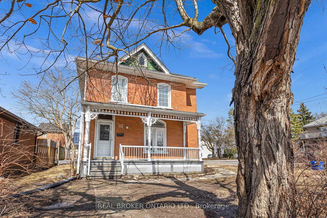 LOWER - 52 Victoria Avenue N