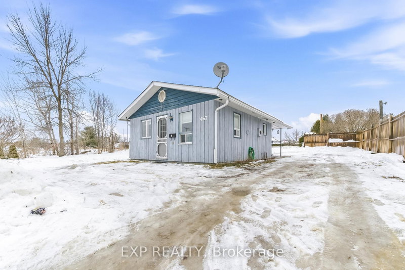 home for sale on 467 Boundary Road E