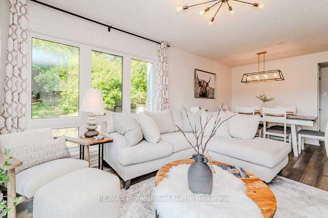 105 - 33 Deerhurst Greens