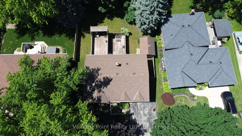 154 15th Ave Close