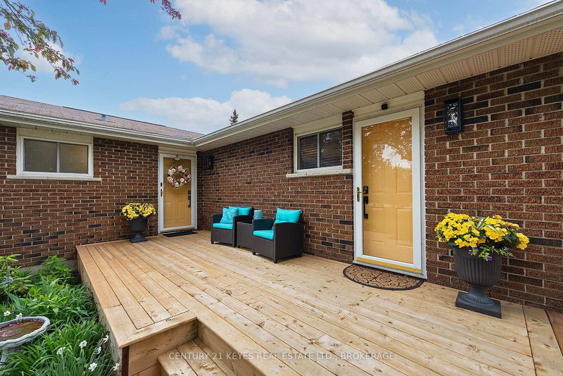 38 Willowbank Rd W, Gananoque, K7G 2V5 | Image 2