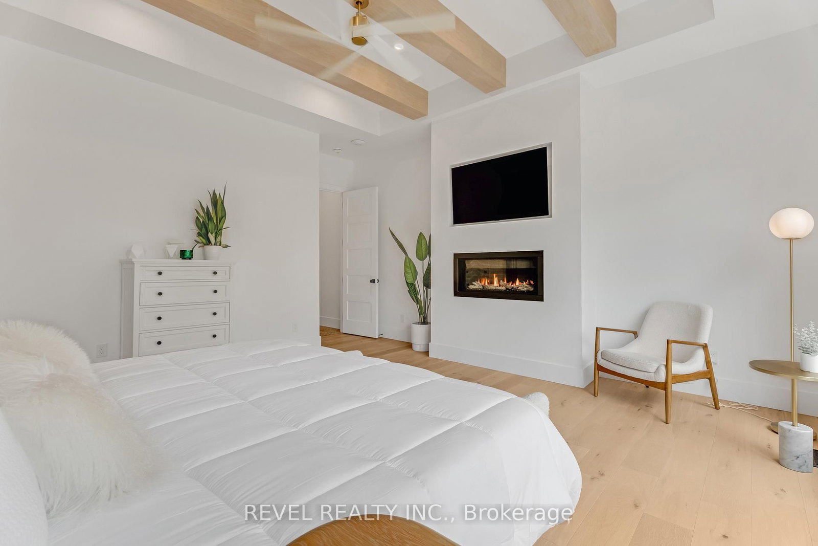 Detached House for sale at 4678 Lobsinger Line, Wellesley, Ontario, N0K 1L0 - MLS: X12702954