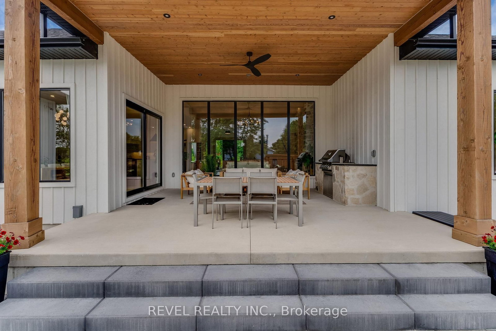 Detached House for sale at 4678 Lobsinger Line, Wellesley, Ontario, N0K 1L0 - MLS: X12702954