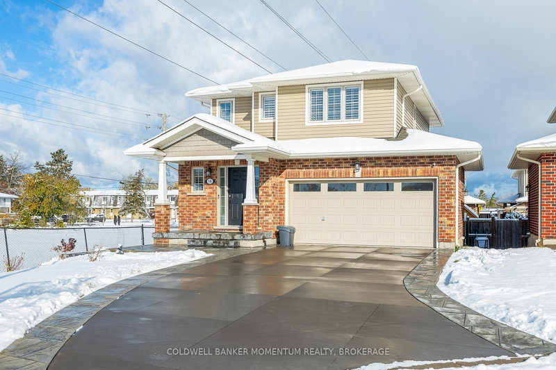19 Kenmar Crt, St. Catharines, L2P 0E4 | Image 2
