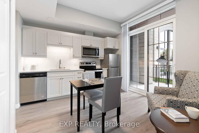 208 - 100 PINEHILL Road